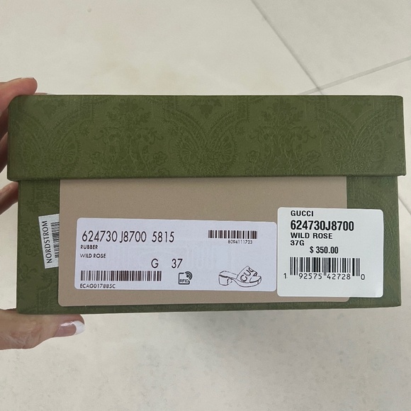 Gucci Pink Rubber Slip On Shoes size 7 with box - Picture 4 of 5